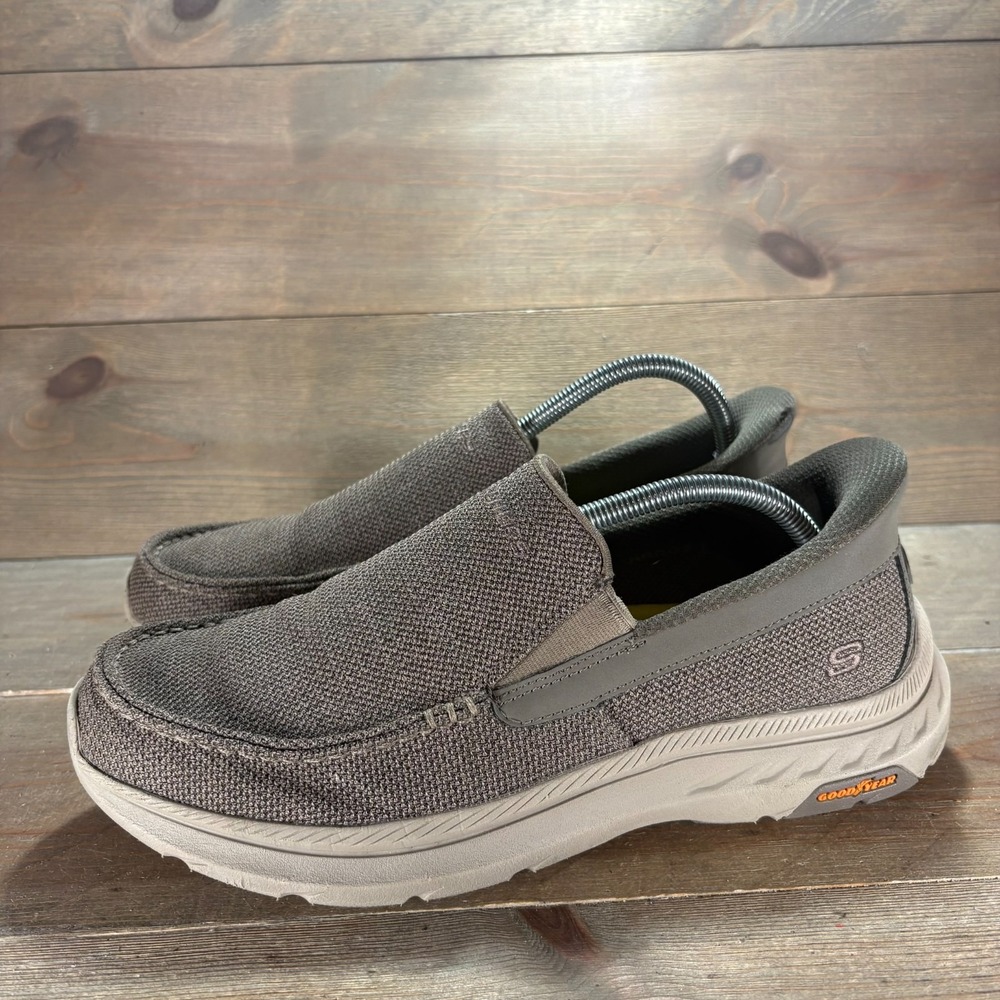 Skechers Pollard Wilfred Mens size 8 shoes brown Slip On Walking sneakers